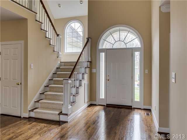 1235 Ashley Creek Dr, Matthews, NC 28105