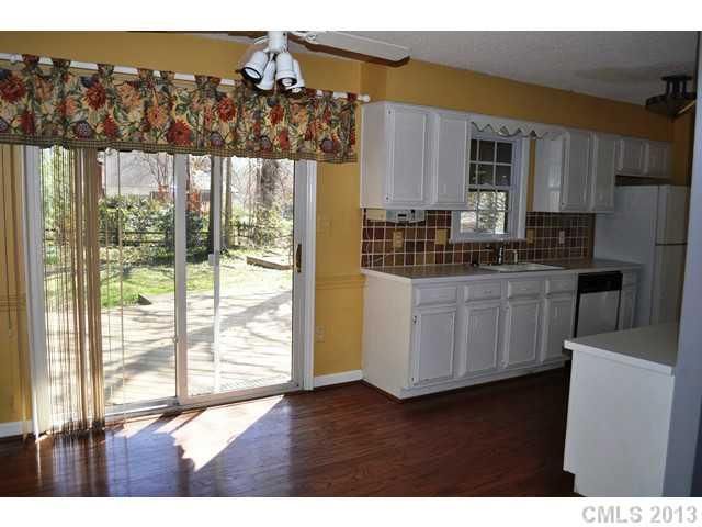 5725 Caboose Ct, Charlotte, NC 28226