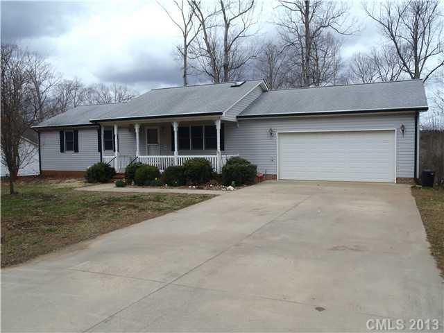 138 Grayrock Dr, Statesville, NC 28677