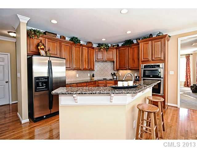 285 Shoreline Pw, Tega Cay, SC 29708