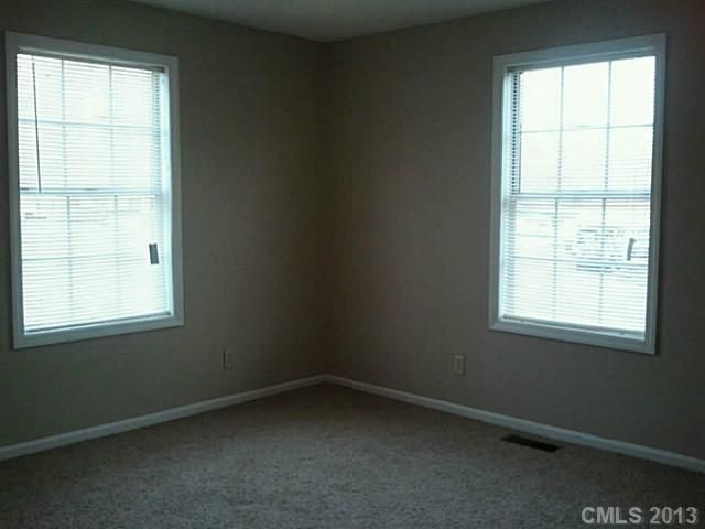 3168 Loomis St, Lincolnton, NC 28092