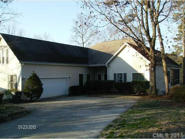 16035 Samoa Ct, Tega Cay, SC 29708