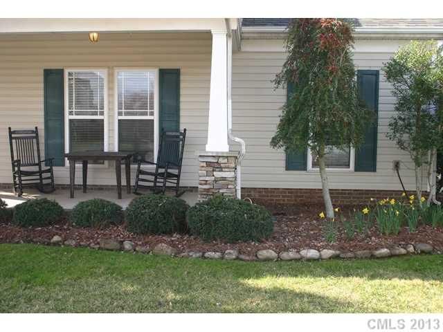 9015 Washam Potts Rd, Cornelius, NC 28031