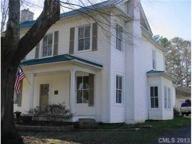 525 N Main St #8, Davidson, NC 28036