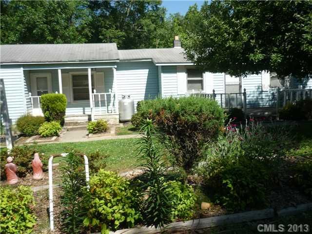 630 Funderburk Rd, Wingate, NC 28174