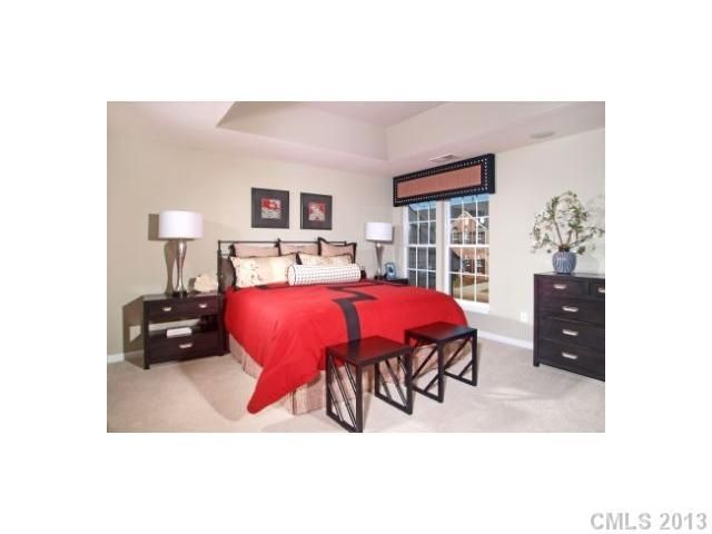 9212 Lenox Pointe Dr #1012B, Charlotte, NC 28273