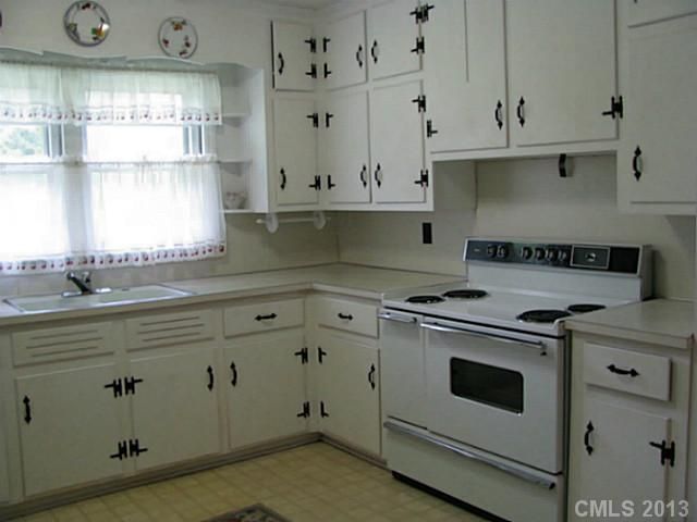 734 Colonial Dr, Rock Hill, SC 29730