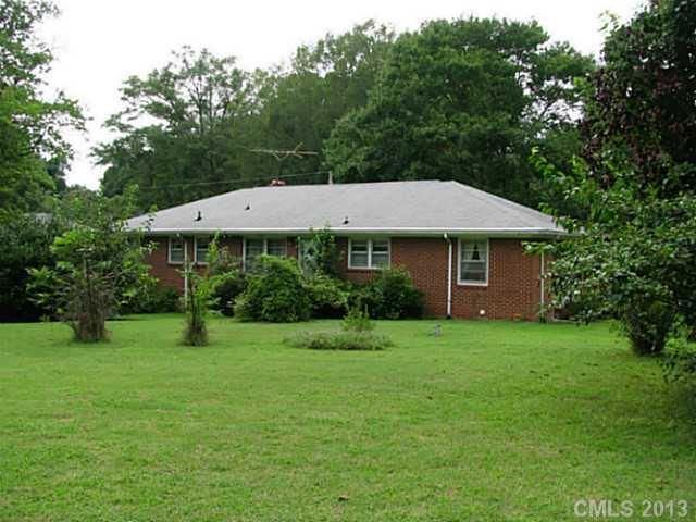 734 Colonial Dr, Rock Hill, SC 29730