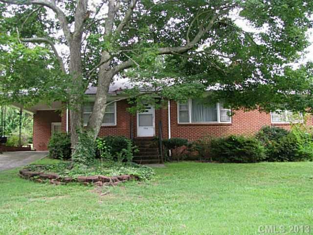 734 Colonial Dr, Rock Hill, SC 29730