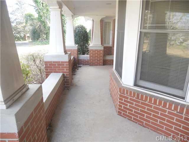 1304 Griffith Rd, Monroe, NC 28112