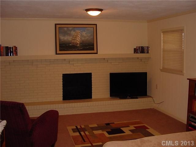 4012 Meadston Ln, Charlotte, NC 28210