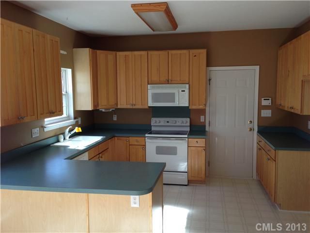 13230 Graymist Dr, Charlotte, NC 28215