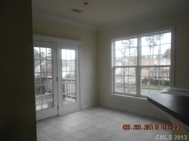 9835 Aragorn Ln, Charlotte, NC 28269