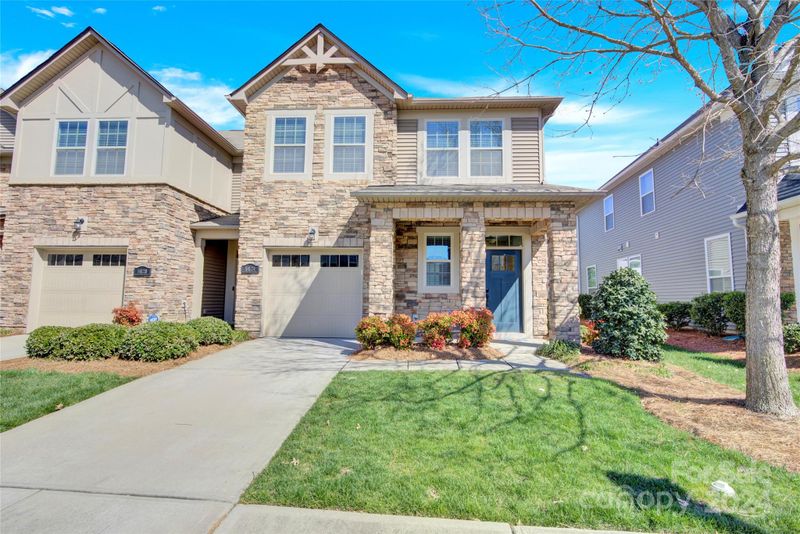 5624 Stonewells Dr, Charlotte, NC 28278