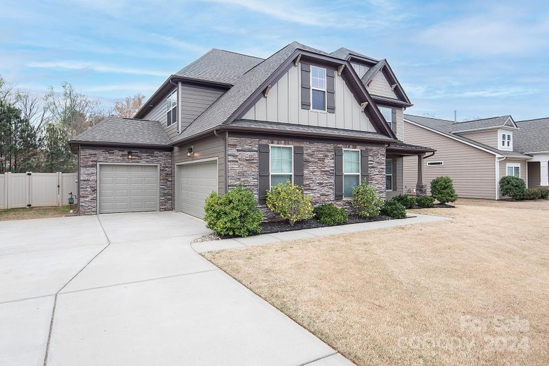3174 Delaware Dr, Denver, NC 28037