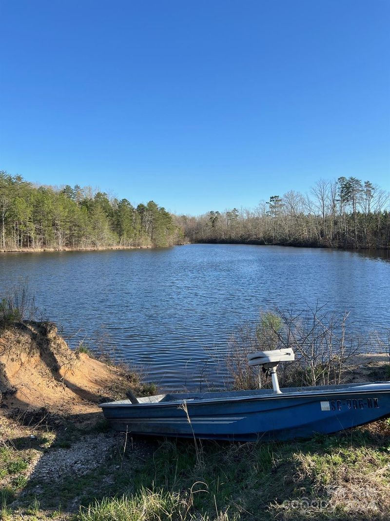 1998 Flat Rock Rd, York, SC 29745