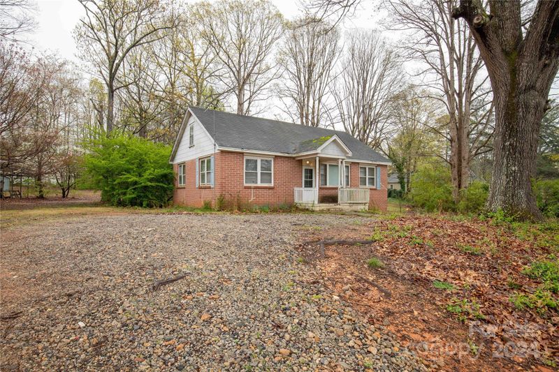 765 Great Falls Hw, Chester, SC 29706