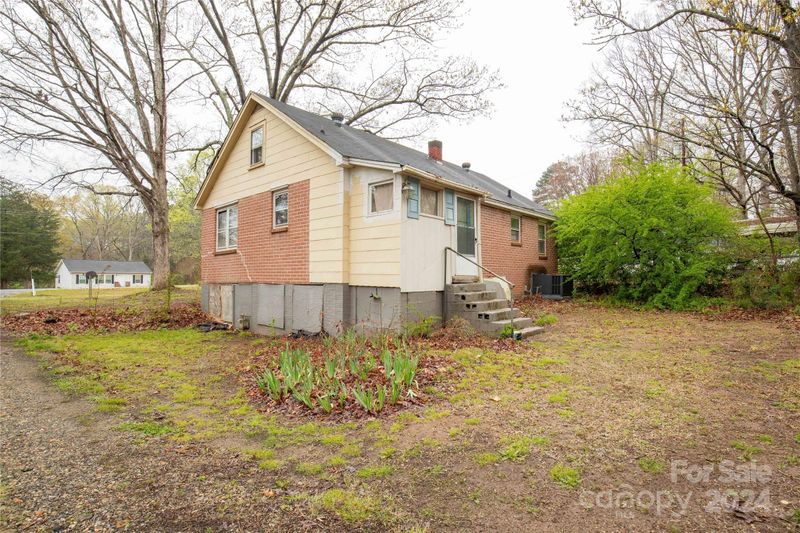 765 Great Falls Hw, Chester, SC 29706