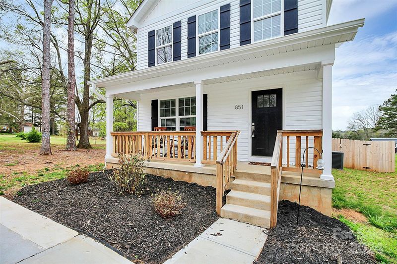 851 Linden Dr, Chester, SC 29706