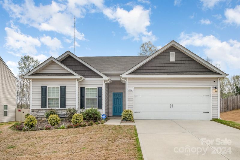 2332 Lanza Dr, Charlotte, NC 28215