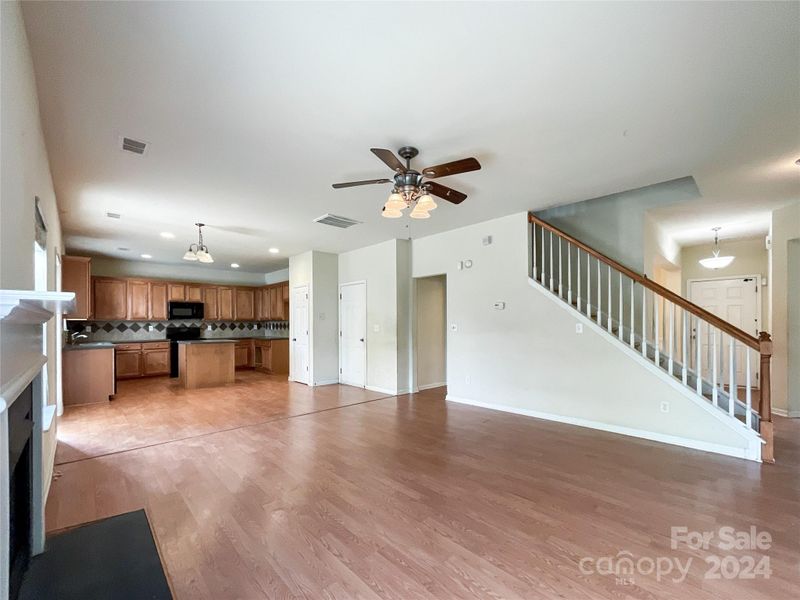 9014 Gailes Dr, Charlotte, NC 28278