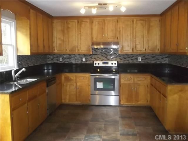 2943 Wendover Rd, Concord, NC 28027