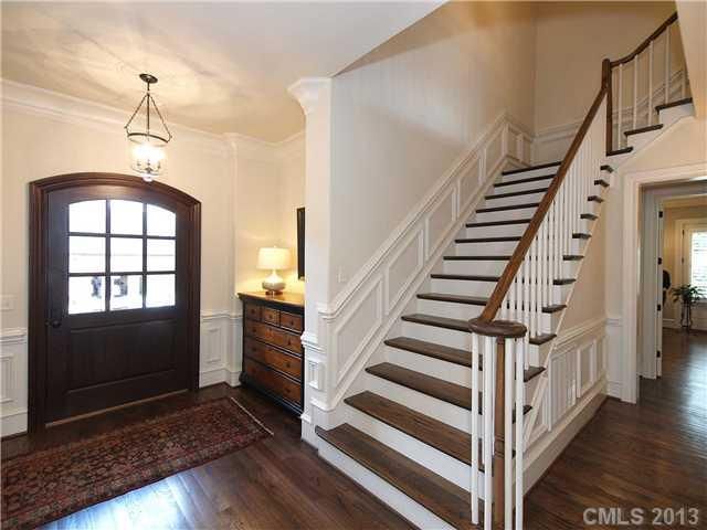 2108 Dickinson Pl, Charlotte, NC 28207