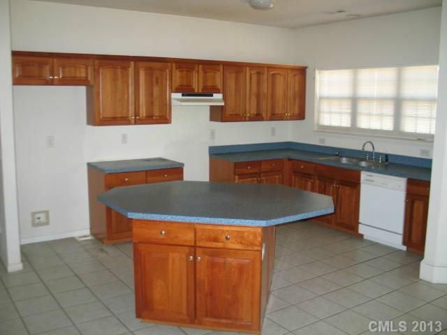 2457 Kendrick Ave, Charlotte, NC 28269