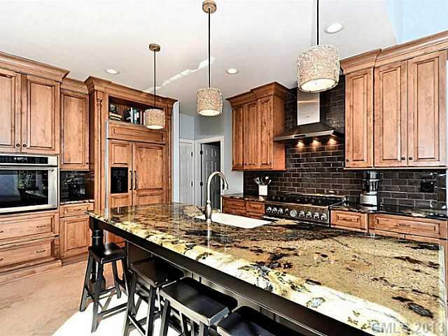 3909 Highview Rd, Charlotte, NC 28210