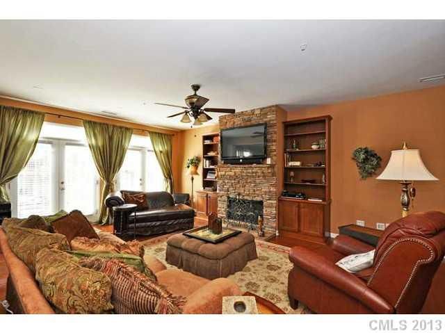 114 Inlet Point Dr #114, Tega Cay, SC 29708