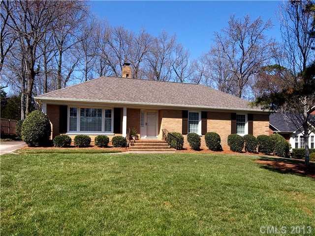 1125 Braeburn Rd, Charlotte, NC 28211