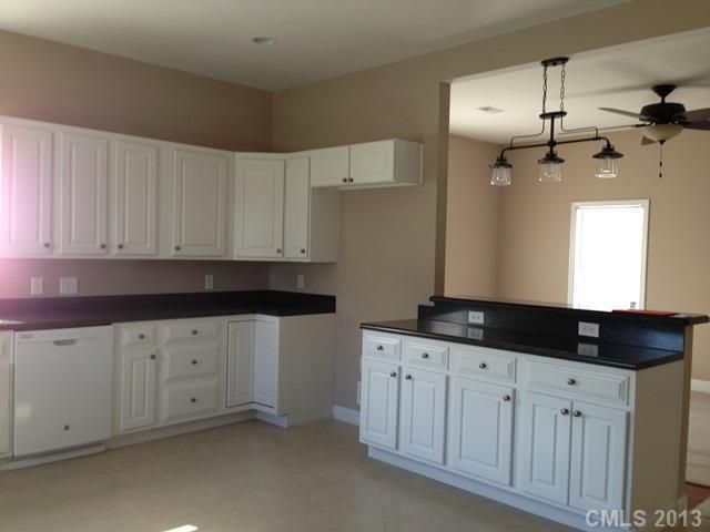 416 Dingler Ave #7, Mooresville, NC 28115