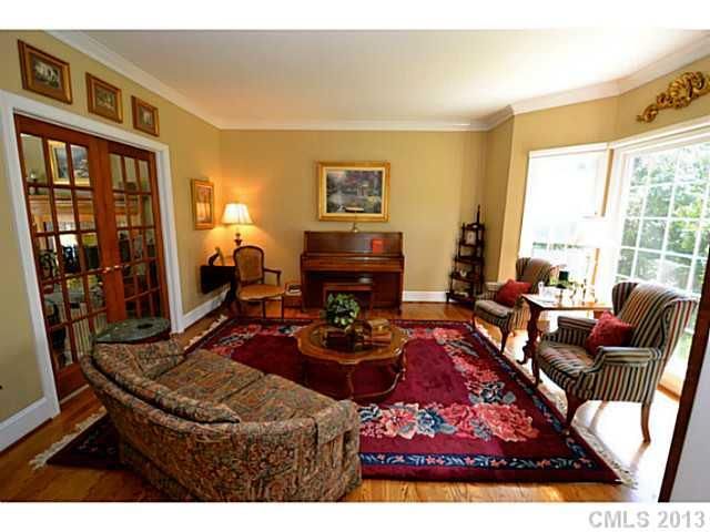 4716 Snow Dr, Harrisburg, NC 28075