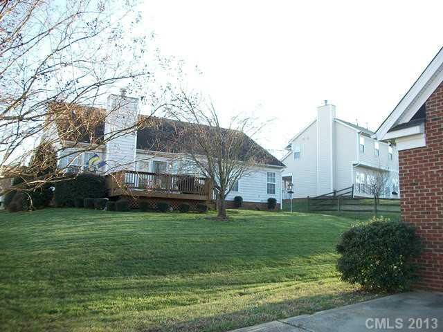 4015 Canterbrook Dr, Charlotte, NC 28269