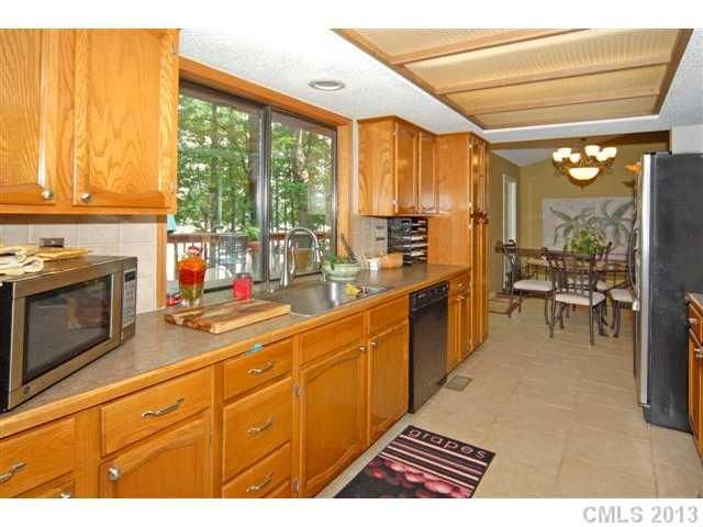 4525 Forest Cove Rd, Belmont, NC 28012