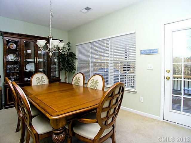 108 Lighthouse Rd, Mount Holly, NC 28120