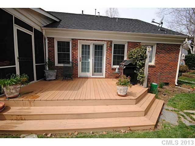 9932 E Park Walk, Charlotte, NC 28269