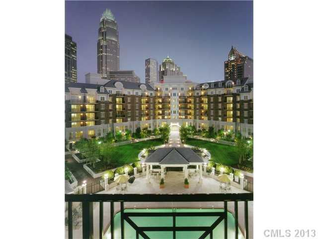 300 W 5th St #319, Charlotte, NC 28202
