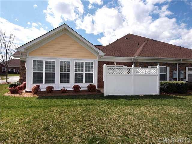 2407 Clarks Wynd Rd, Matthews, NC 28105