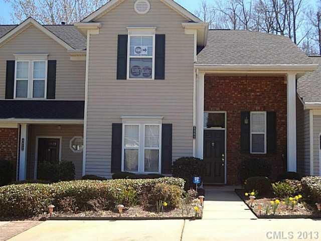 8881 Cinnabay Dr #22, Charlotte, NC 28216