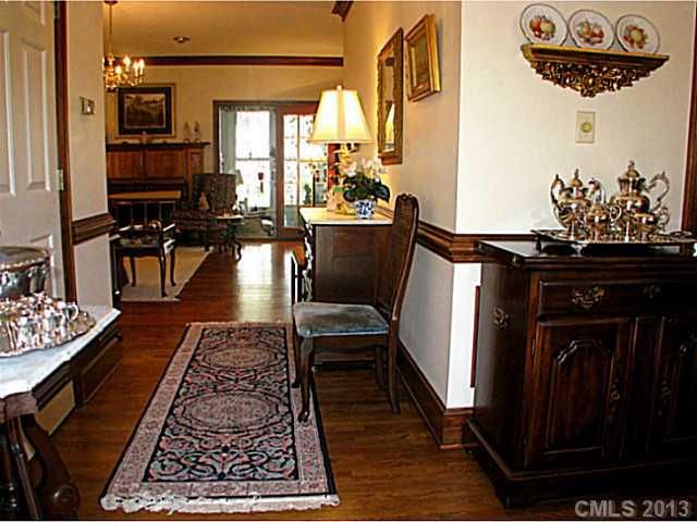 225 Kings Creek Ct, Concord, NC 28025