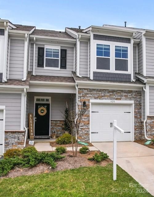 626 Altamonte Dr, Lake Wylie, SC 29710