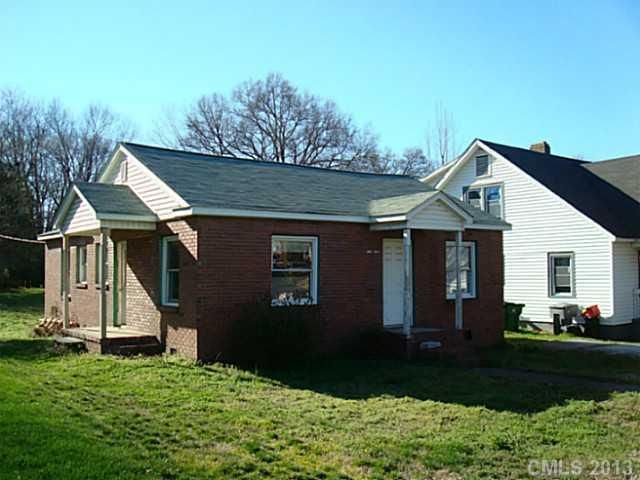 3021 Clemson Ave, Charlotte, NC 28205