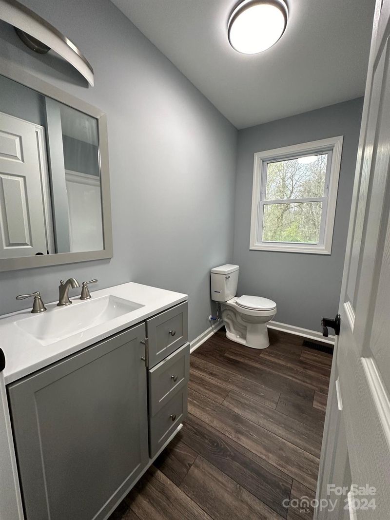 1905 Prestige Heights Dr, Conover, NC 28613