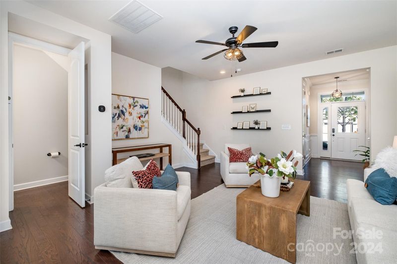 9237 Glenburn Ln, Charlotte, NC 28278