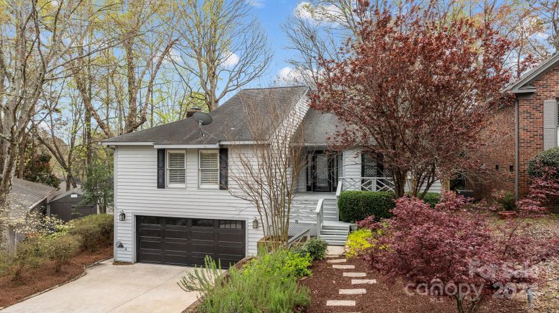 13 Shipmaster Ct, Lake Wylie, SC 29710