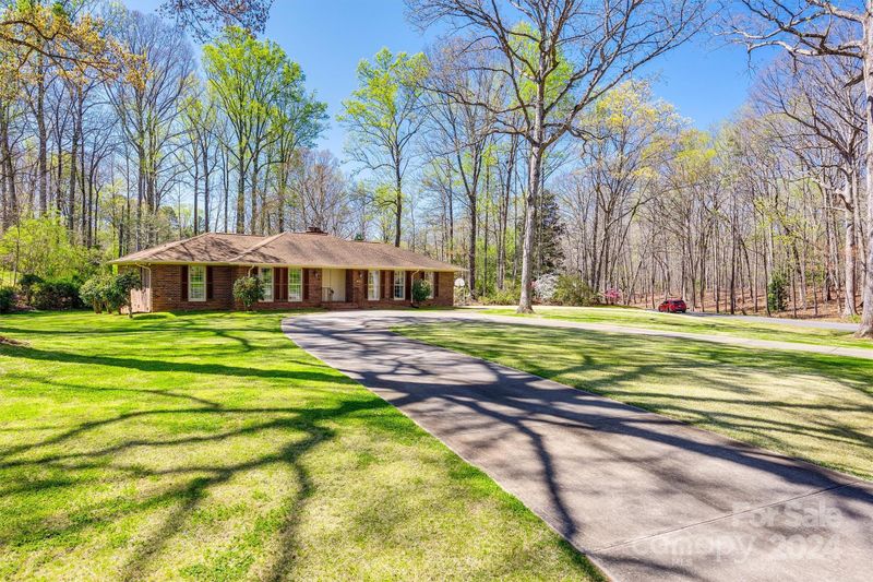 400 Lakeview Dr, York, SC 29745