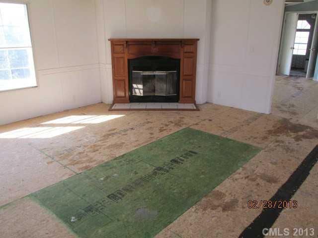 6931 Blue Mountain Ln, Cherryville, NC 28021