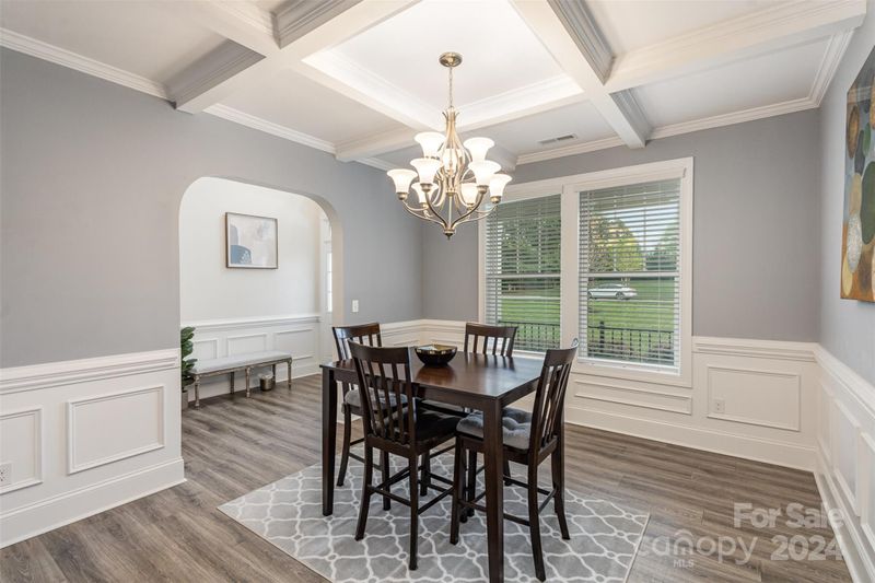 8425 Carly Ln W, Mint Hill, NC 28227