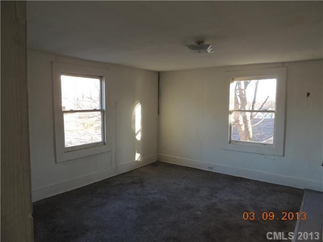 301 S Vance St, Gastonia, NC 28052